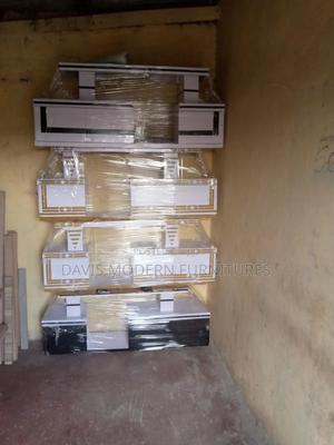 Tv Stand . - thumbnail 2