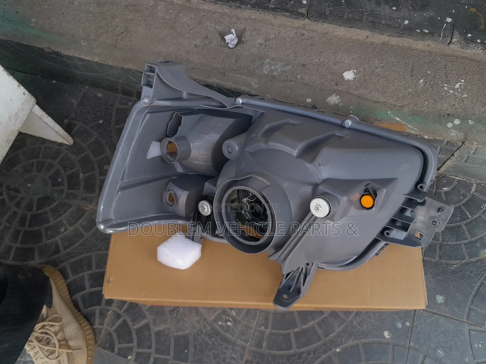 Headlamp/Headlight Toyota Townace/Liteace 2005,20102012-2023/New Model