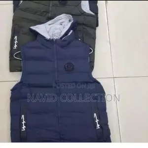 Hooded Half Puff Jackets
