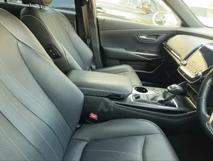 Toyota Crown 2019 White