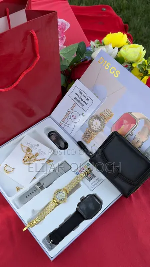 Valentines Ladies Gift Set💞👩‍❤‍💋‍👩 🎁Smartwatch X Purse
