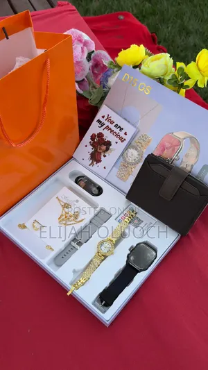 Valentines Ladies Gift Set💞👩‍❤‍💋‍👩 🎁Smartwatch X Purse