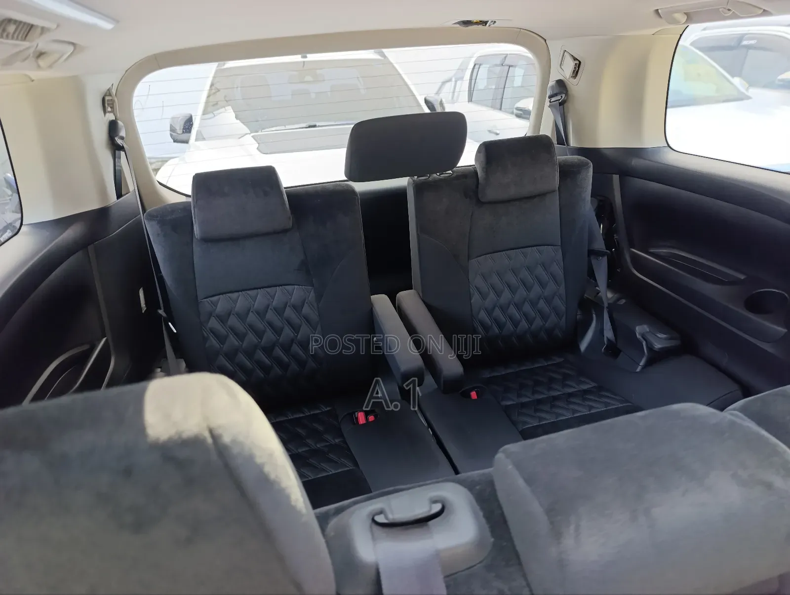 Toyota Vellfire 2019 White