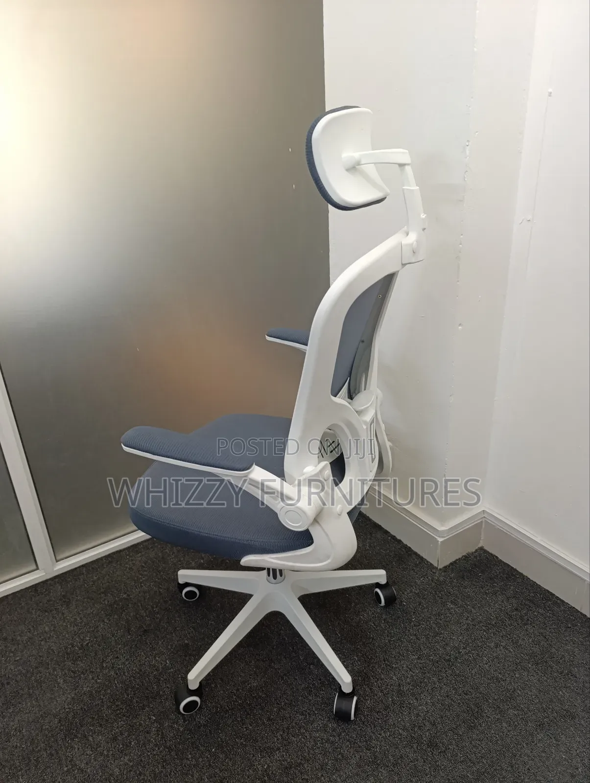 Adjastable Ergonomic Chair
