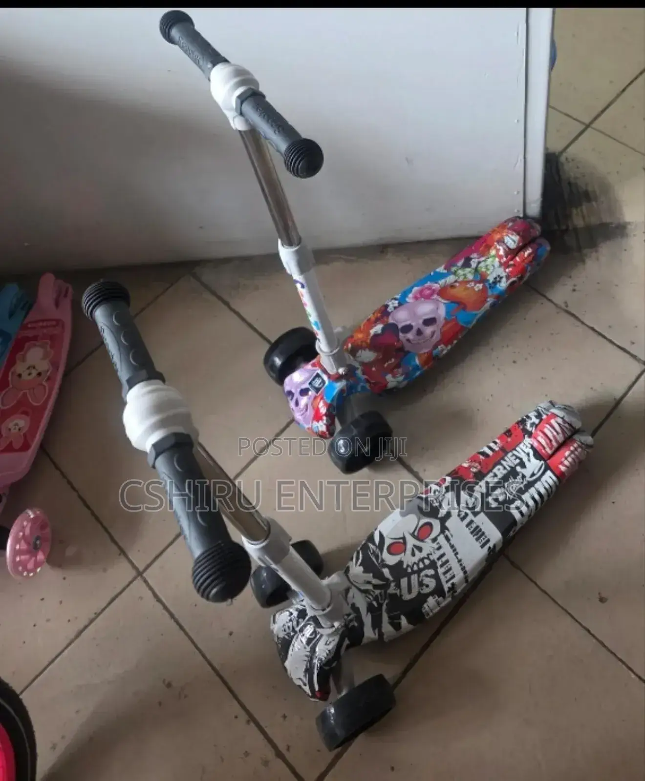 Foldable Scooters Suitable for Any Gender