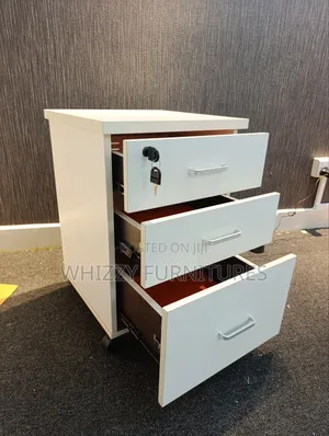 3 Drawer Movable Pedestal