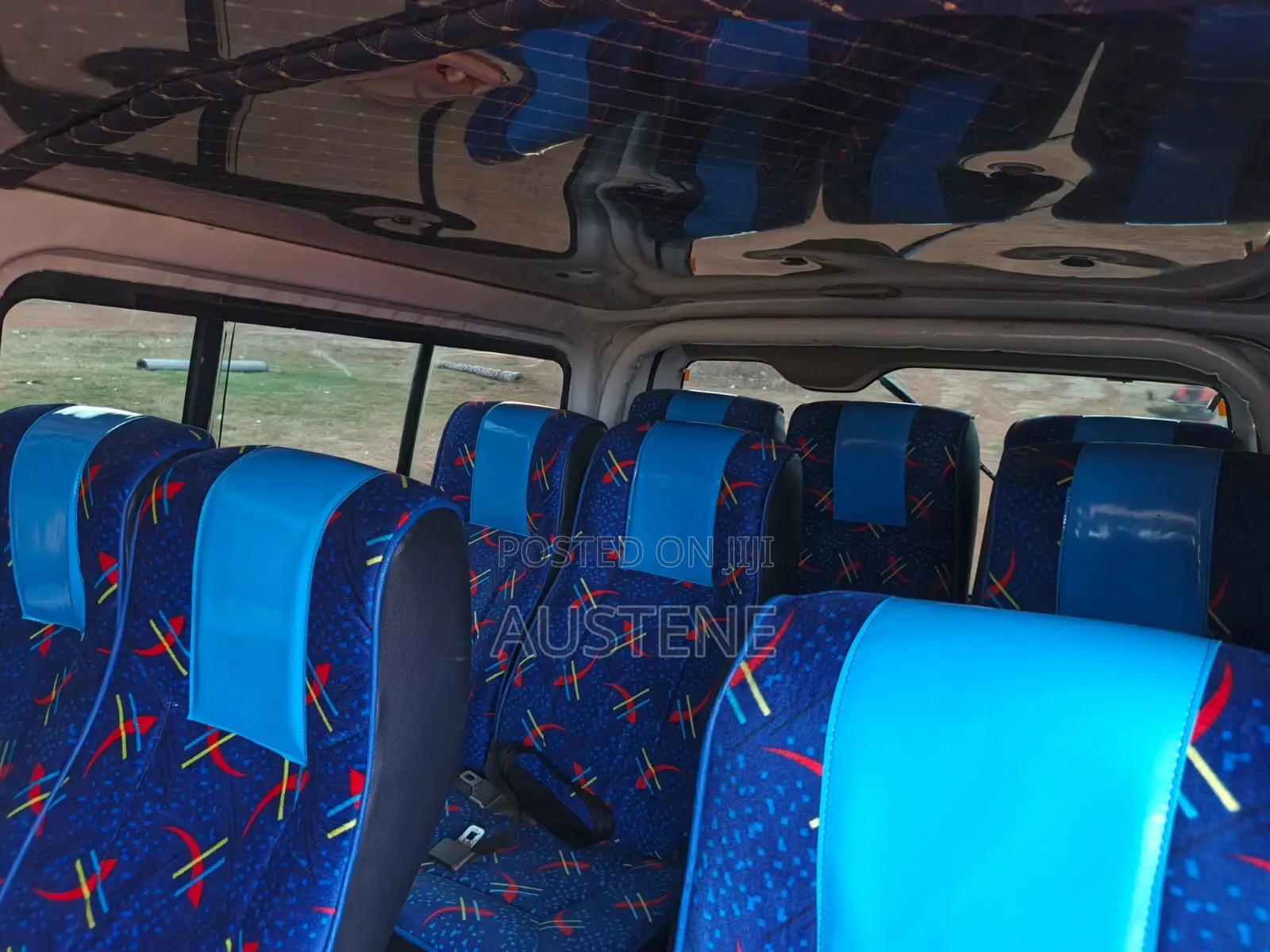 Toyota HiAce 2014 White