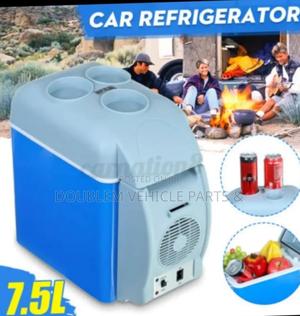 Portable Mini Car Fridge/Refrigerator 7.5 Litres Has Heating Function - thumbnail 2