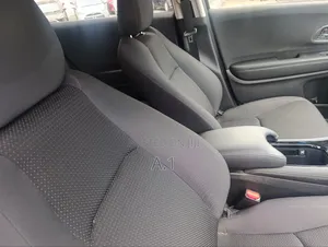 Honda Vezel 1.5 Hybrid 2WD 2019 Pearl