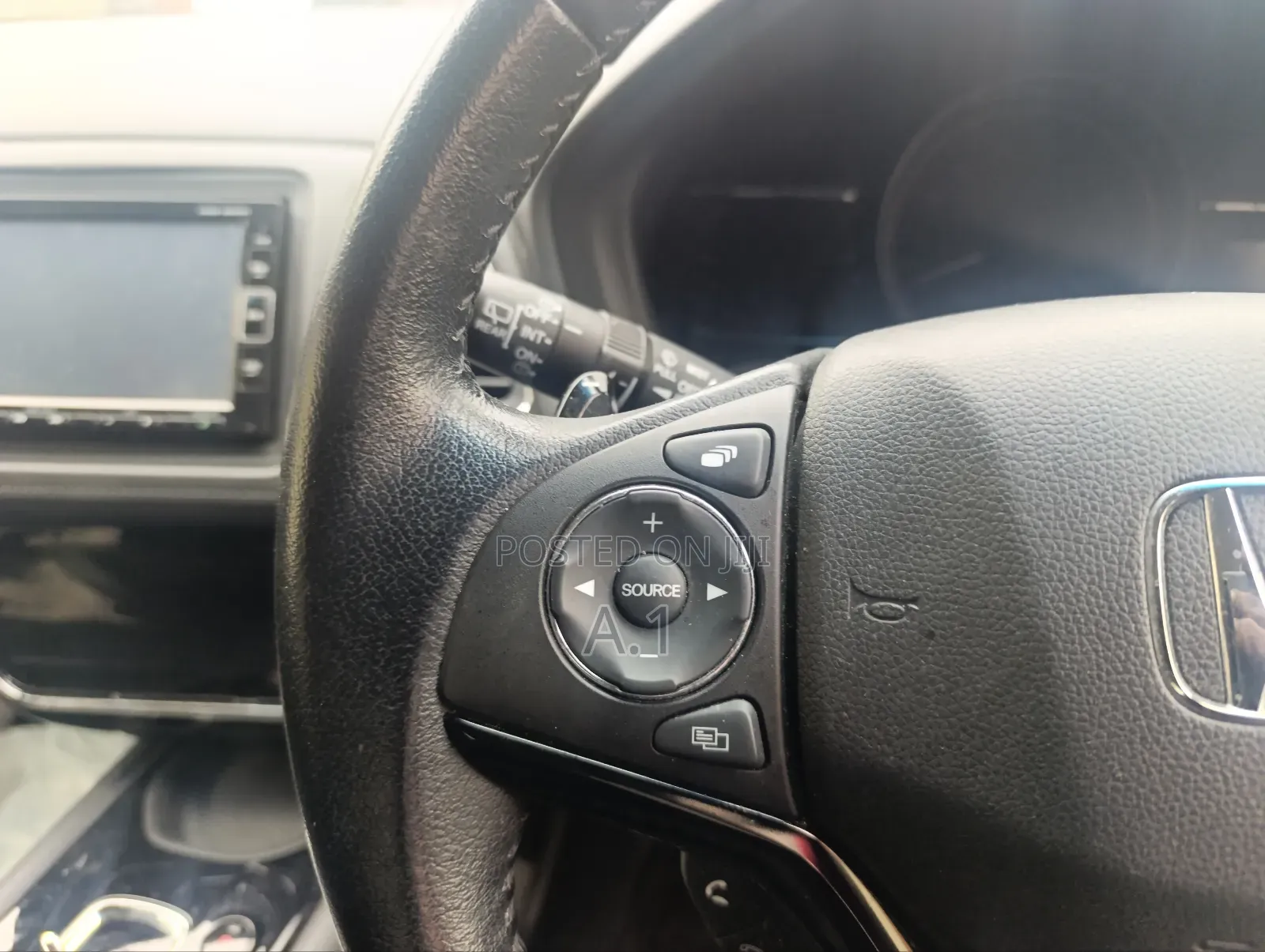 Honda Vezel 1.5 Hybrid 2WD 2019 Pearl