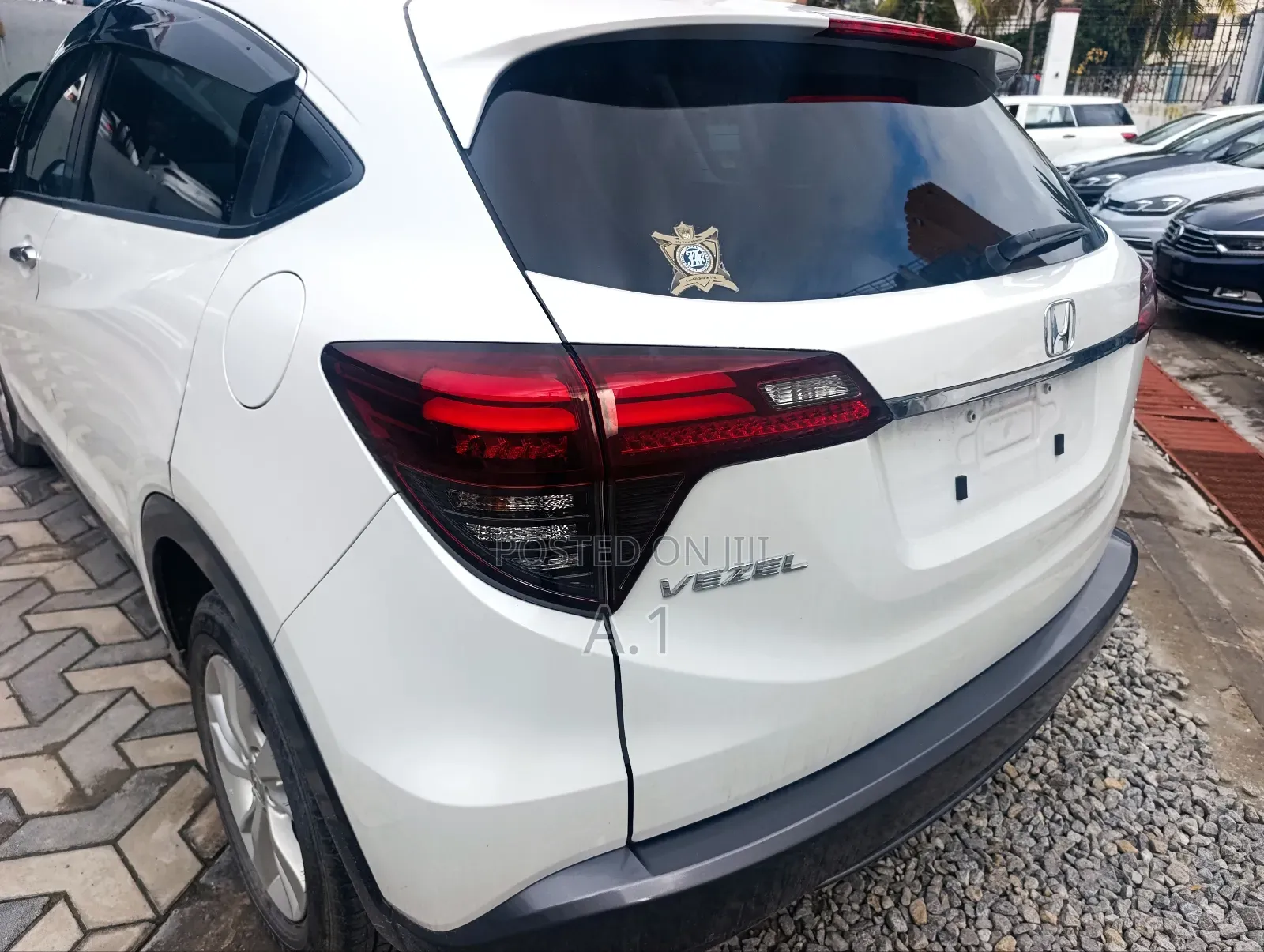 Honda Vezel 1.5 Hybrid 2WD 2019 Pearl