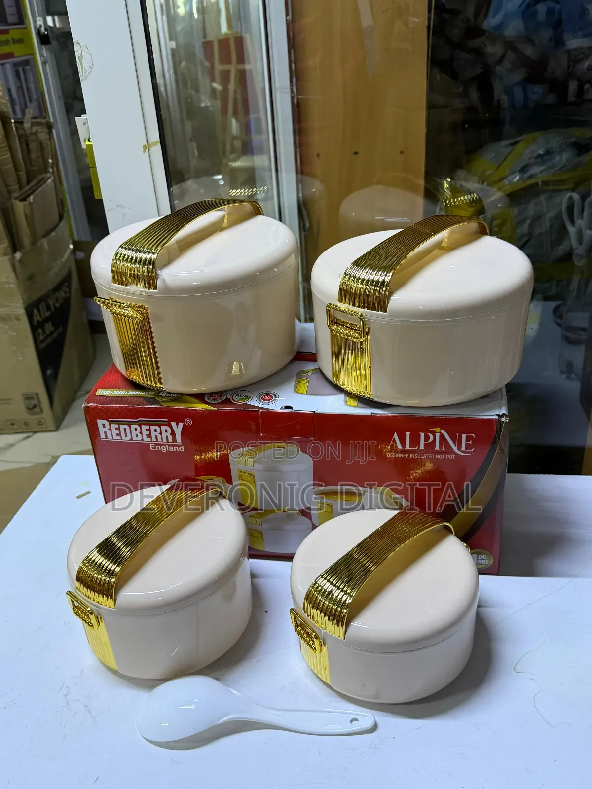 4pcs Hotpots 
Capacity