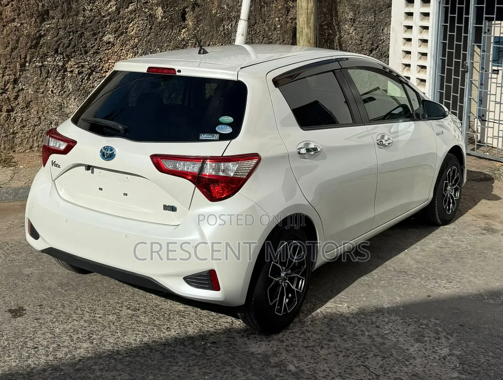 Toyota Vitz 2018 White