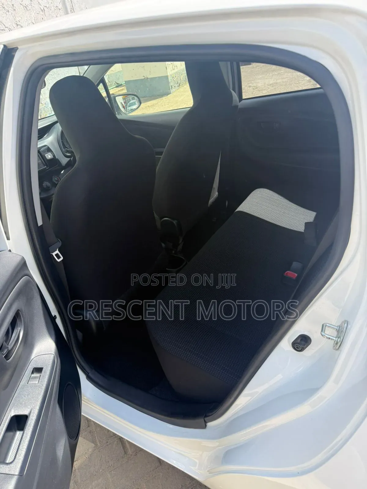 Toyota Vitz 2018 White