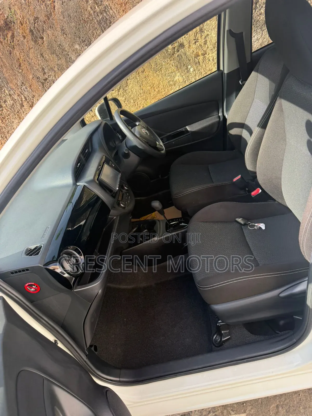 Toyota Vitz 2018 White