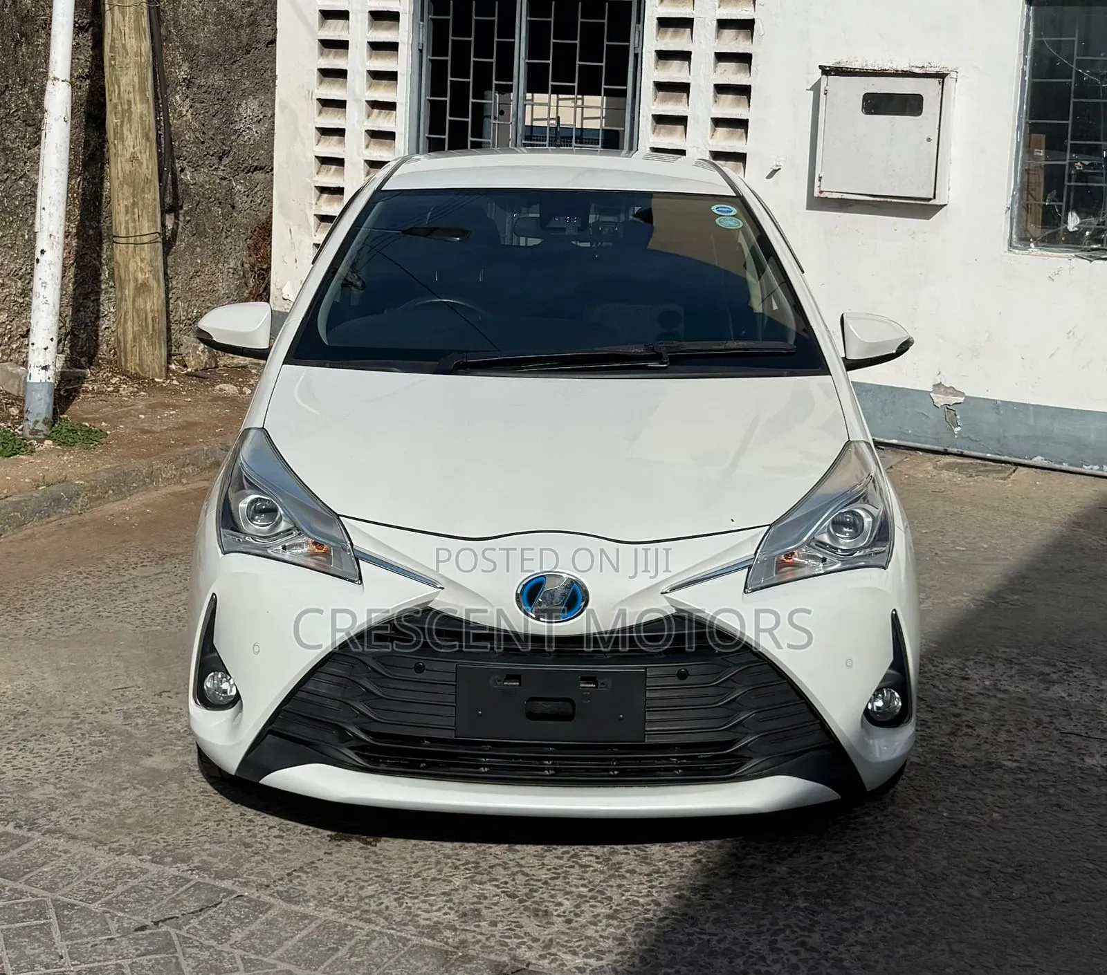 Toyota Vitz 2018 White