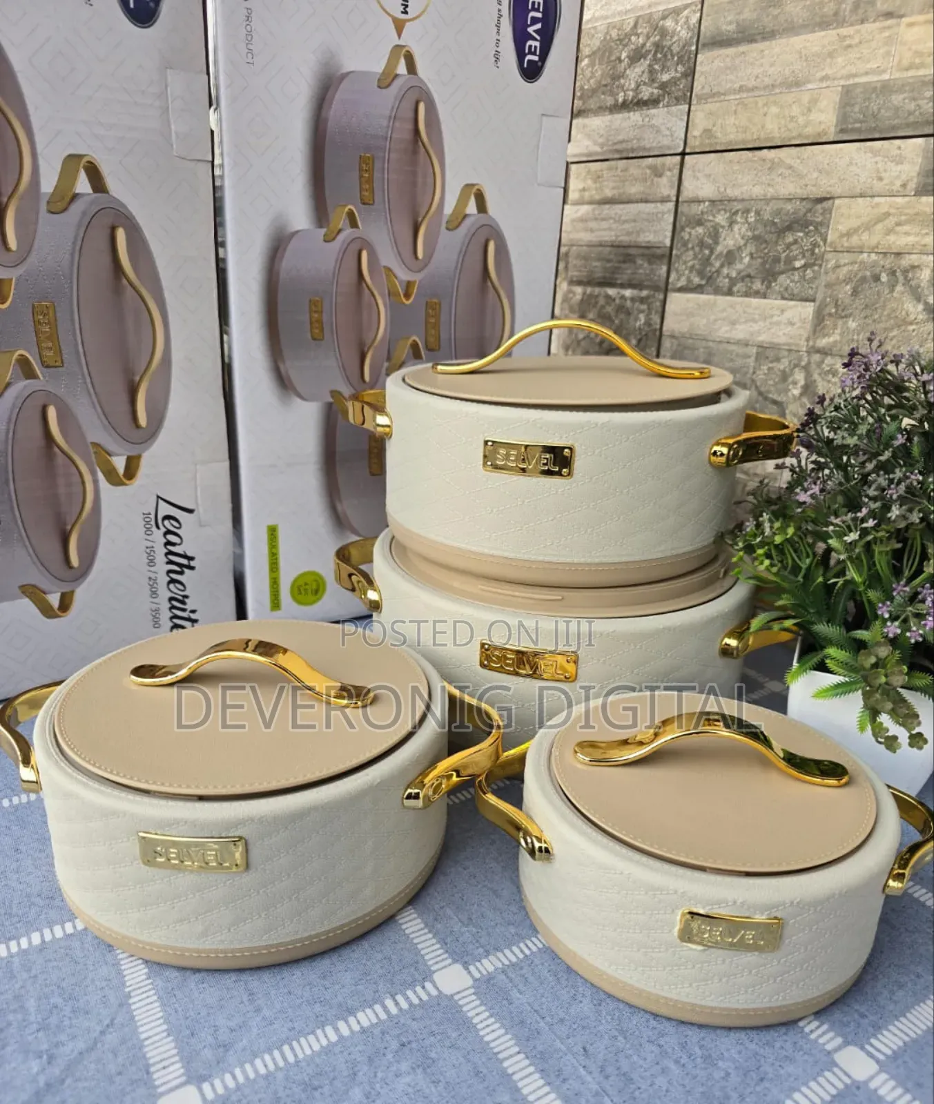 *Set of 4 Turkish Hotpots*
