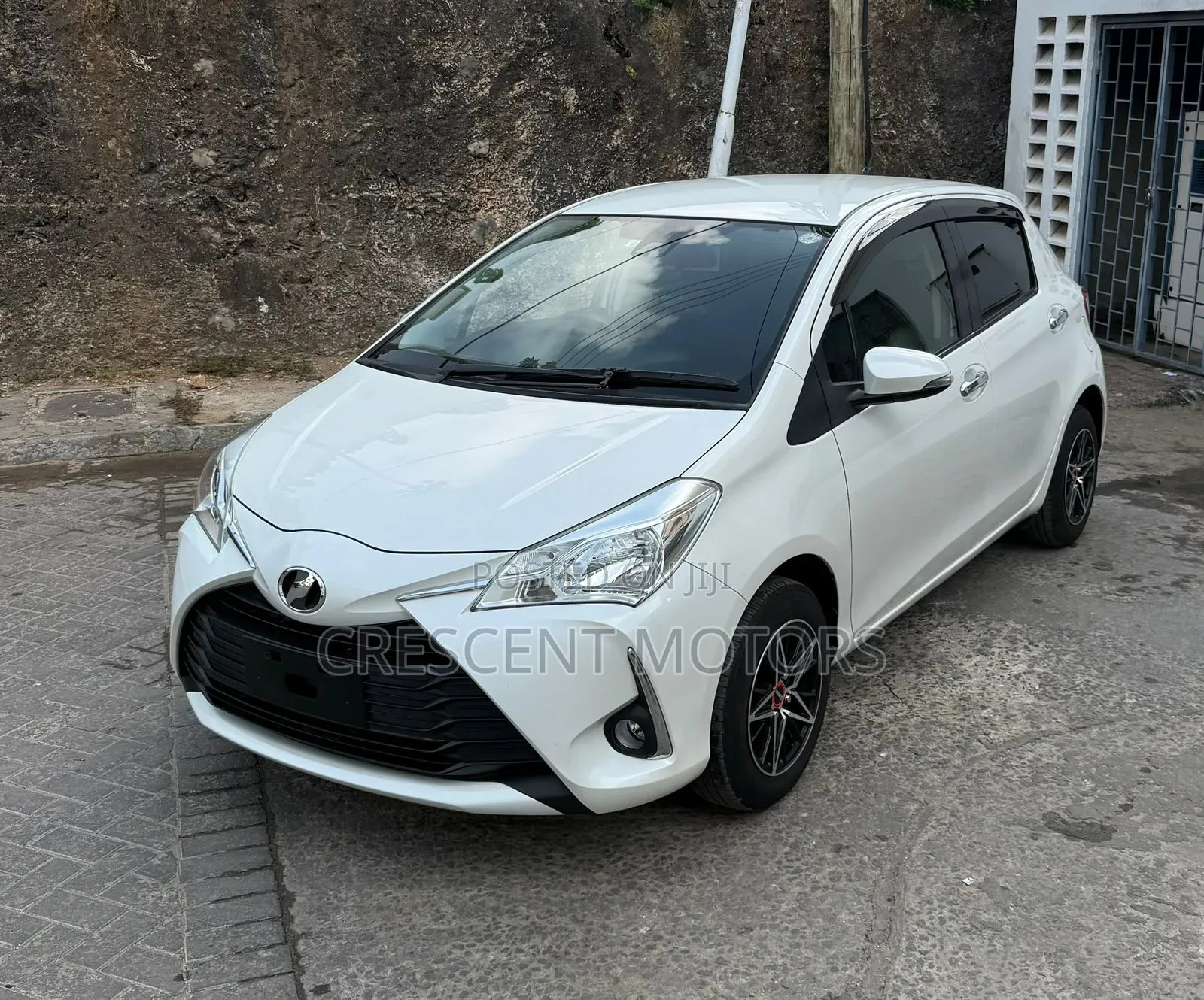Toyota Vitz 2019 White