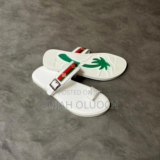White Men  Gucci Sandasl - thumbnail 2