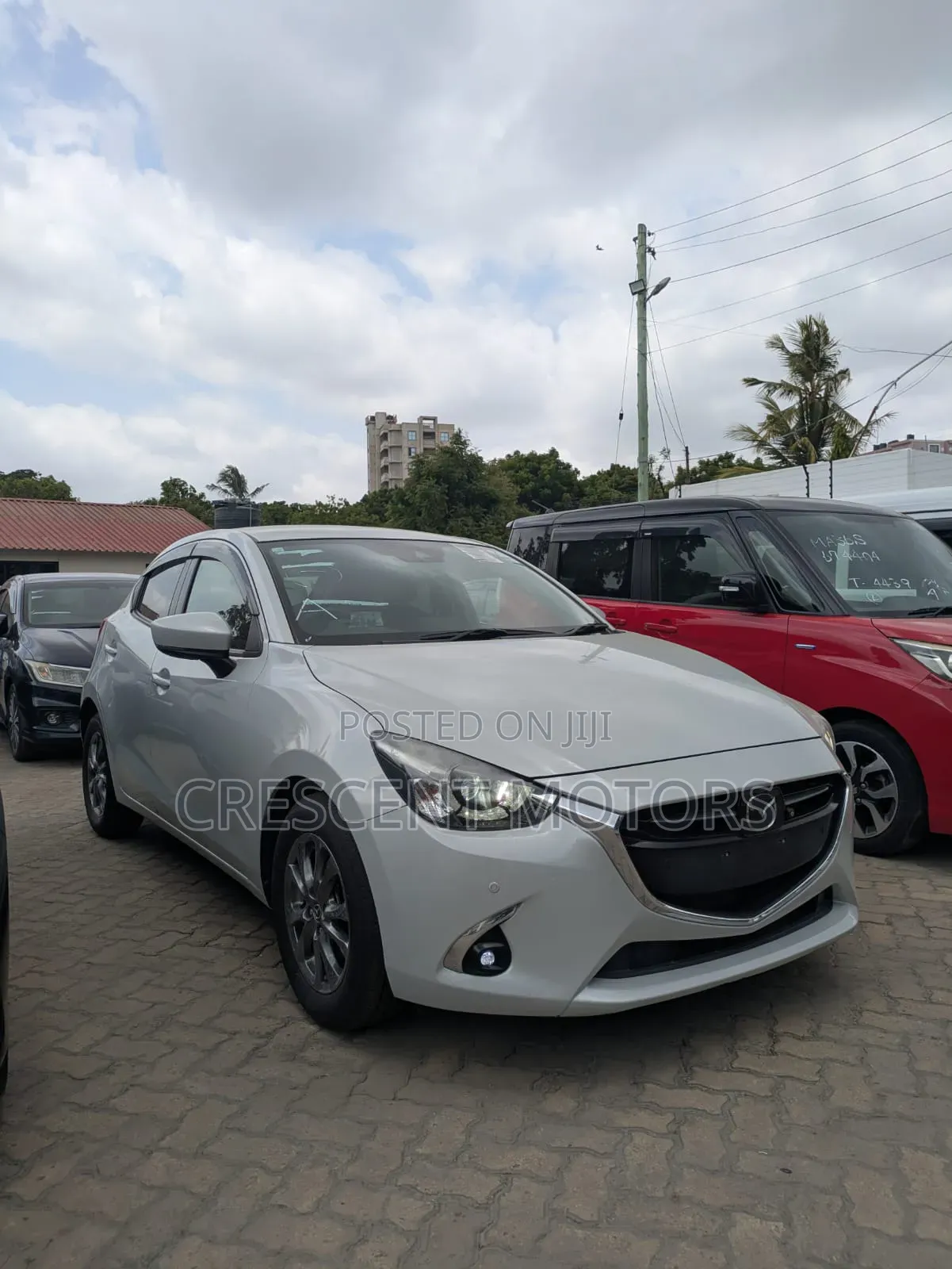 Mazda Demio 2018 Pearl
