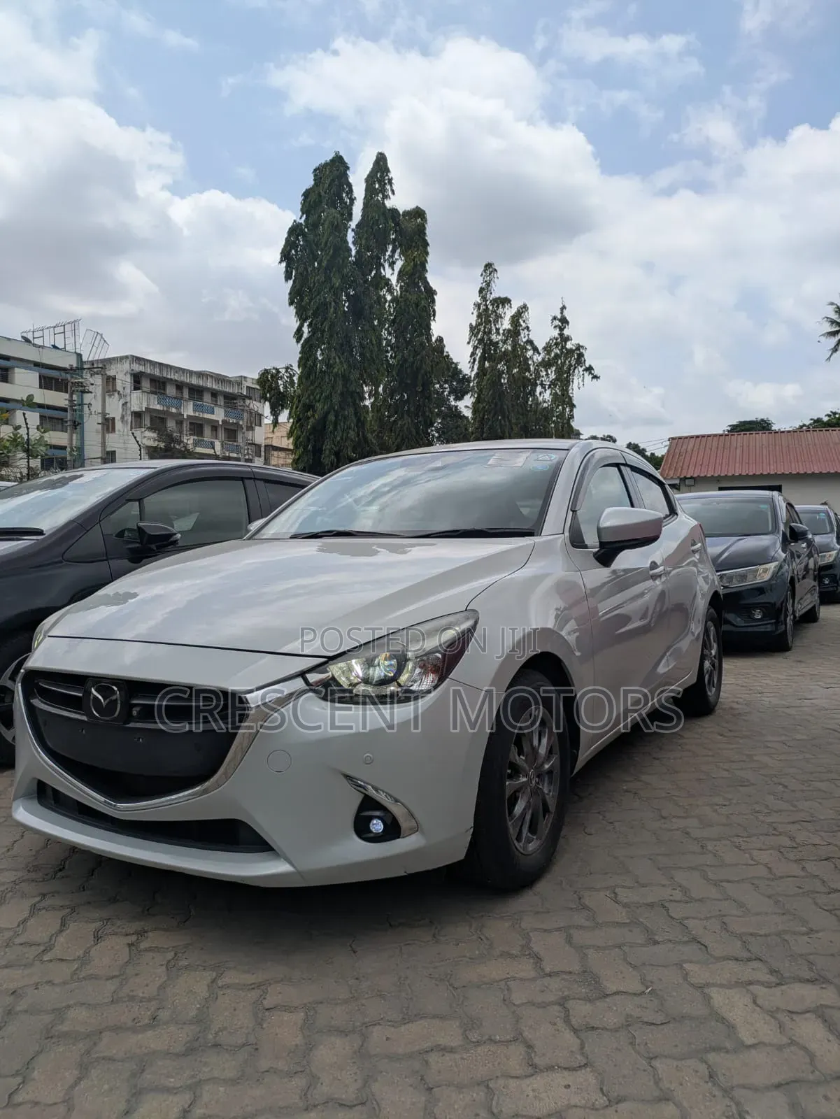 Mazda Demio 2018 Pearl