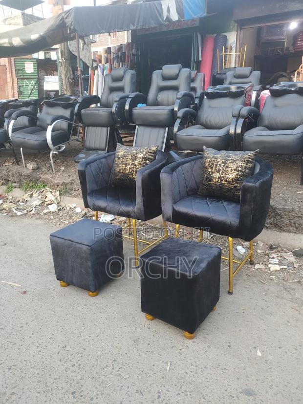 Small Pedicure And Manicure Seats