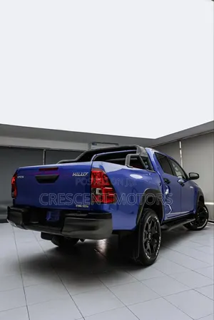 Toyota Hilux 2021 Blue