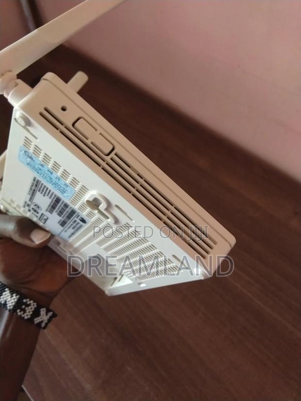 Wifi Router,Fiber Enabled - thumbnail 2