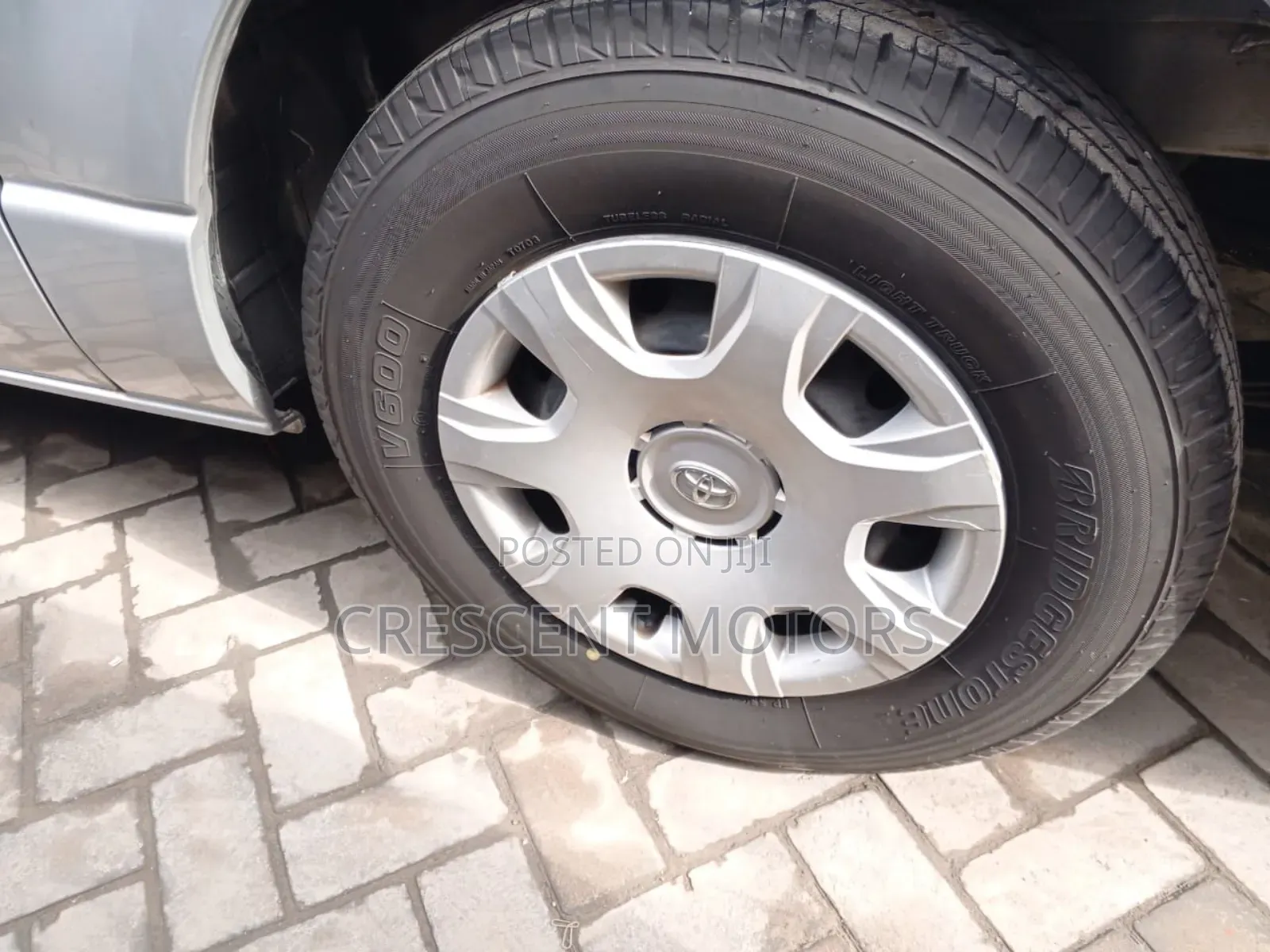 Toyota HiAce 2019 Silver