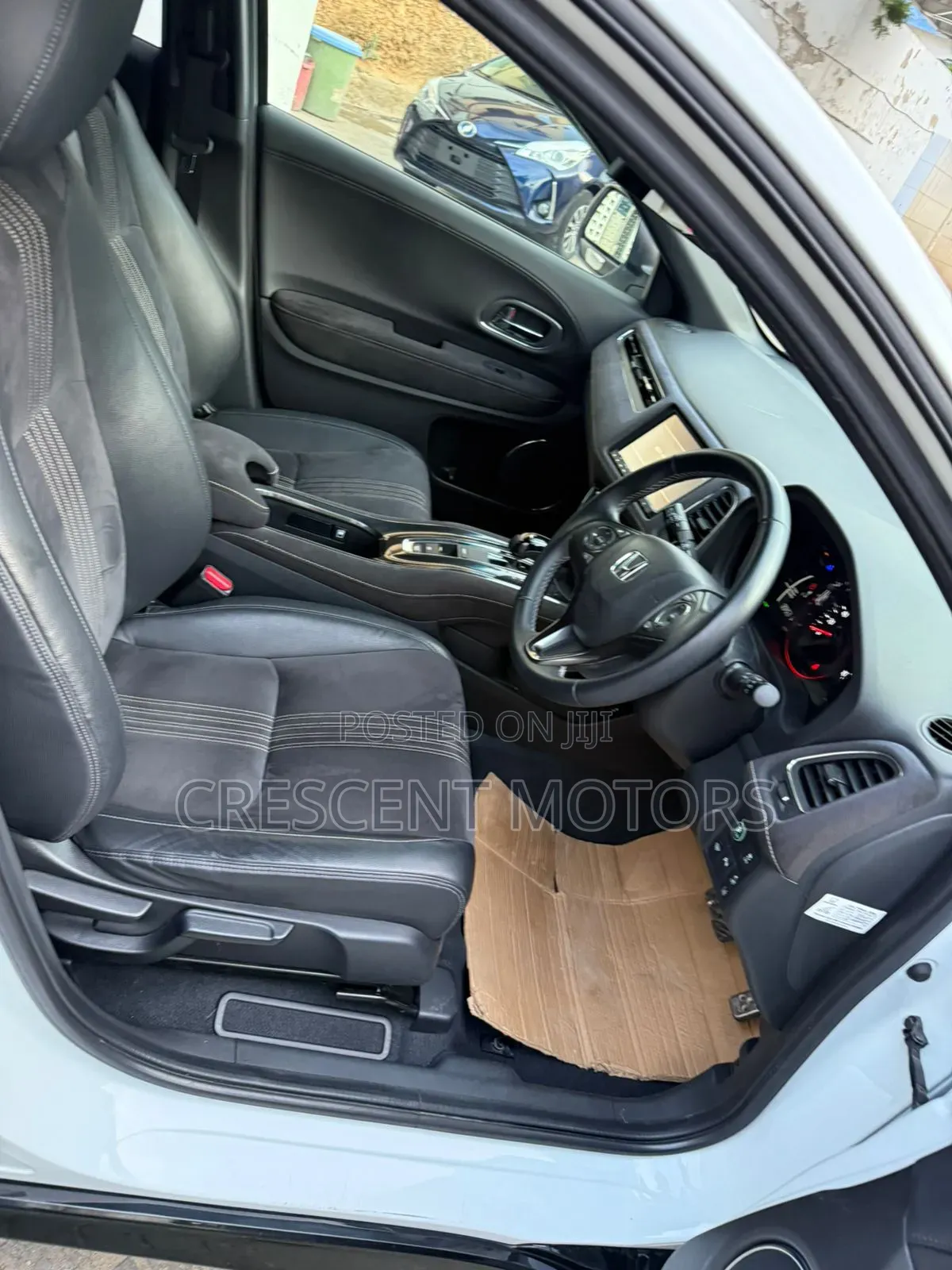 Honda Vezel 2019 White