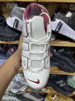 Nike Uptempo