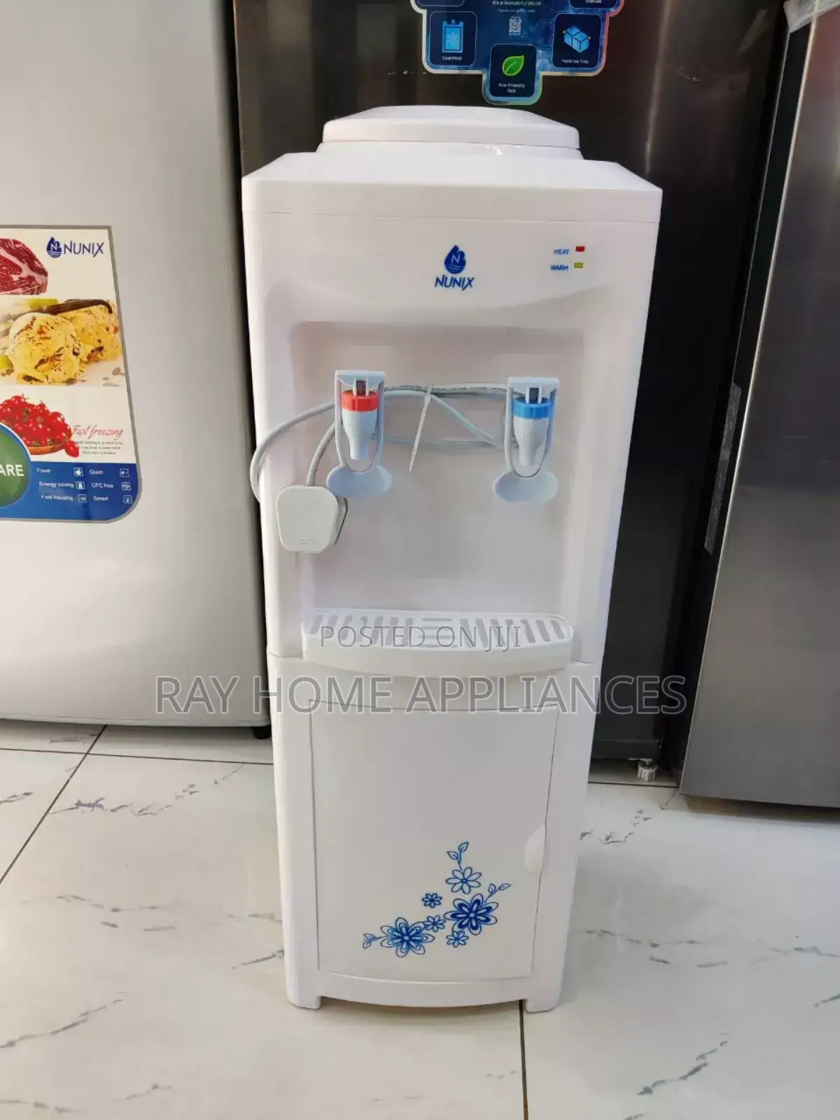 White Nunix Dispenser Hot and Normal Q7