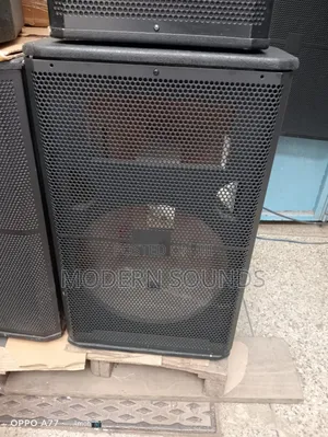JBL Srx715 Professional Speakers
