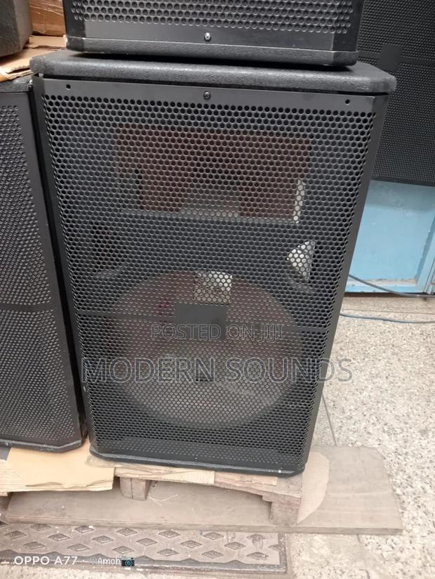 JBL Srx715 Professional Speakers - main view