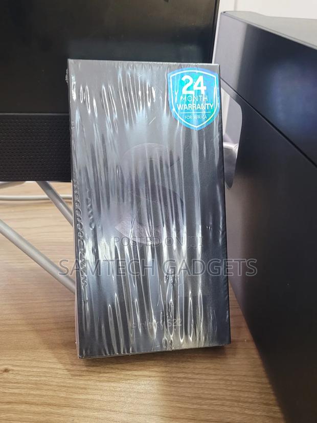 New Samsung Galaxy S22 5G 256 GB White - thumbnail 3