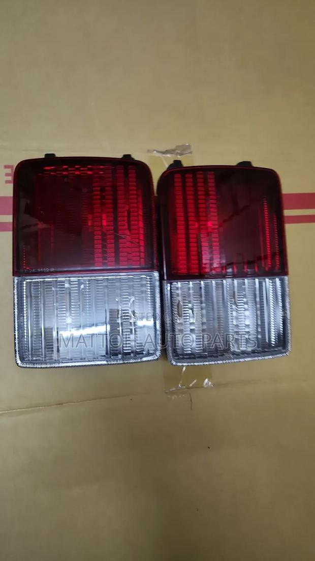 Suzuki Every Tailight