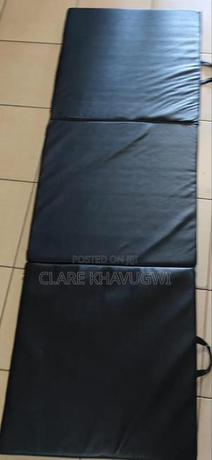 Tri Fold Yoga Mats - thumbnail 2