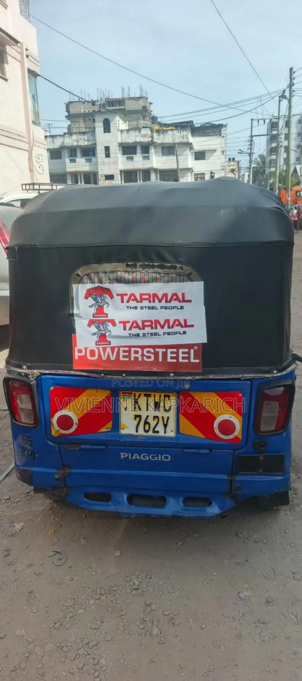 Piaggio 2023 Blue - thumbnail 2