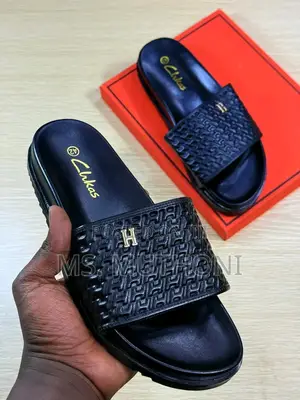 Men Casual Sandals / Slides Size 39-44