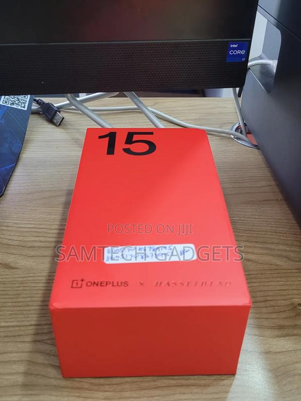 New OnePlus 15 512 GB Black - thumbnail 4