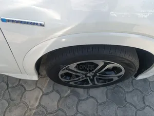 Honda Vezel 1.5 Hybrid 2WD 2018 White