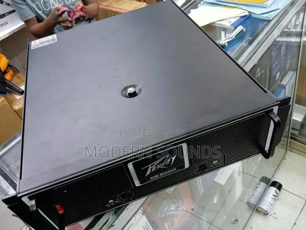 Peavey Cs 8000 Power Amplifier. - main view