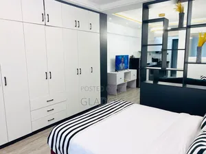 Alina Ridge Studio