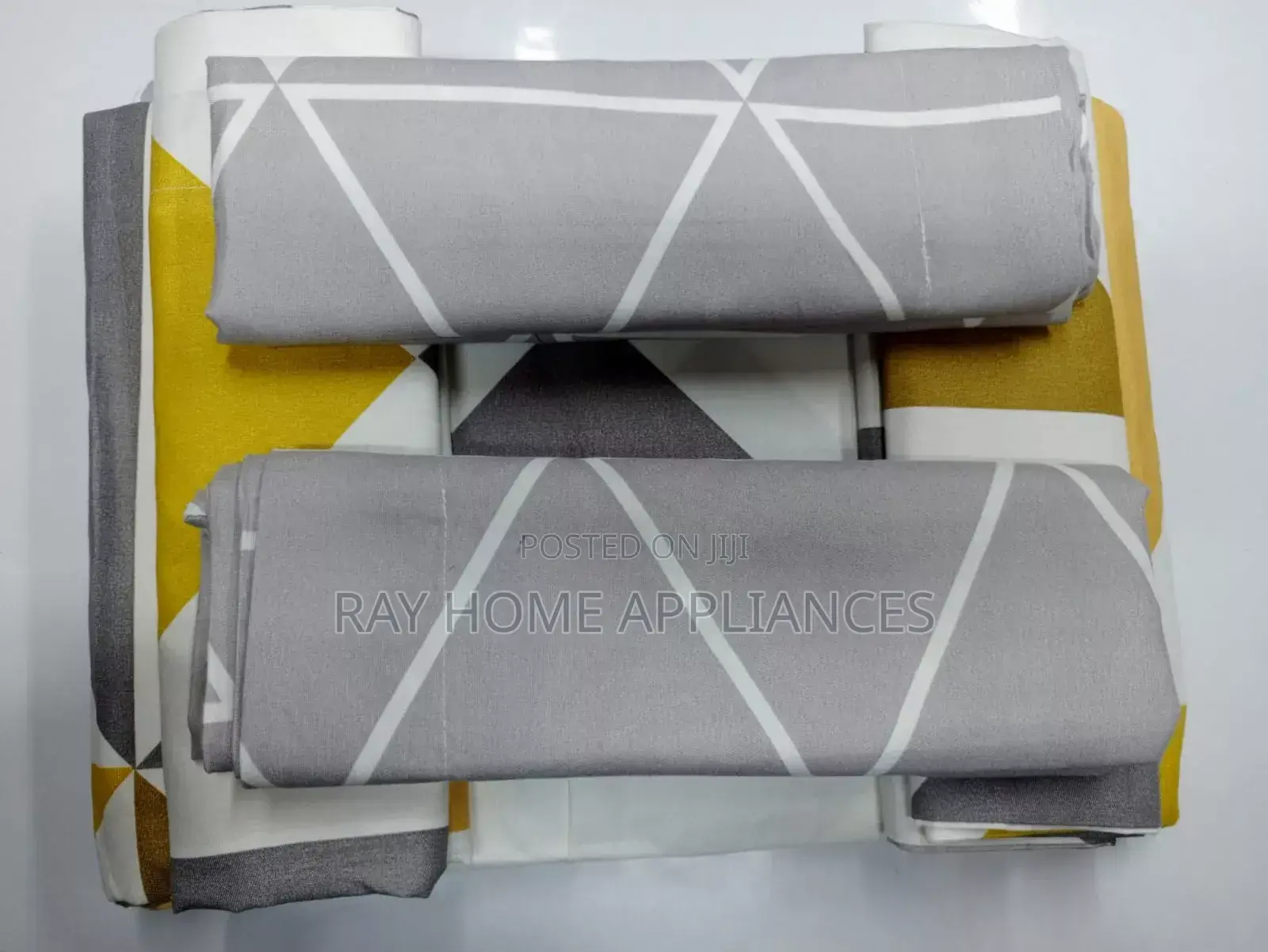 Cotton Pattern Duvet Cover
1pc Bedsheet 4 Pillow Cases 6×7