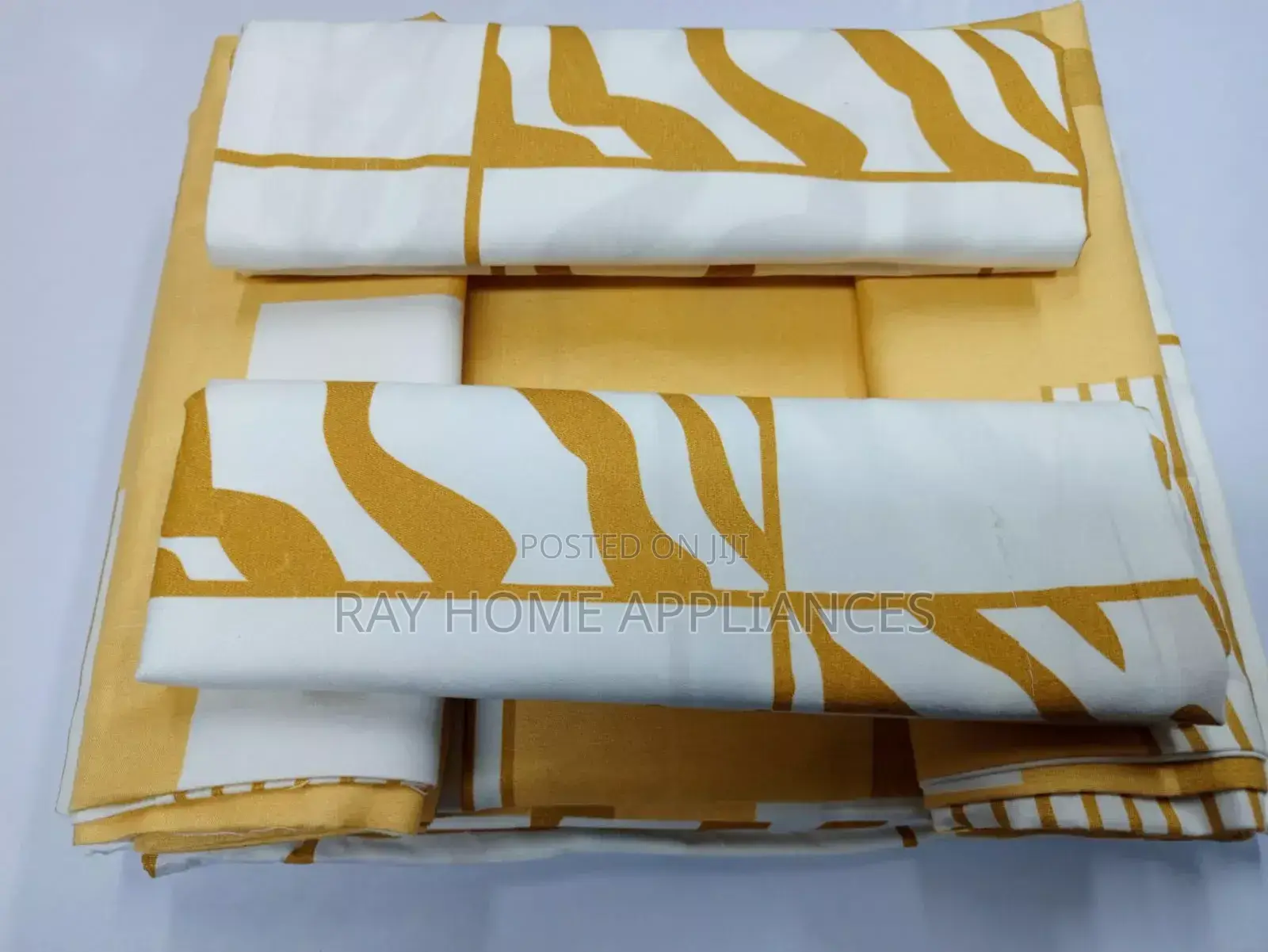 Cotton Pattern Duvet Cover
1pc Bedsheet 4 Pillow Cases 6×7