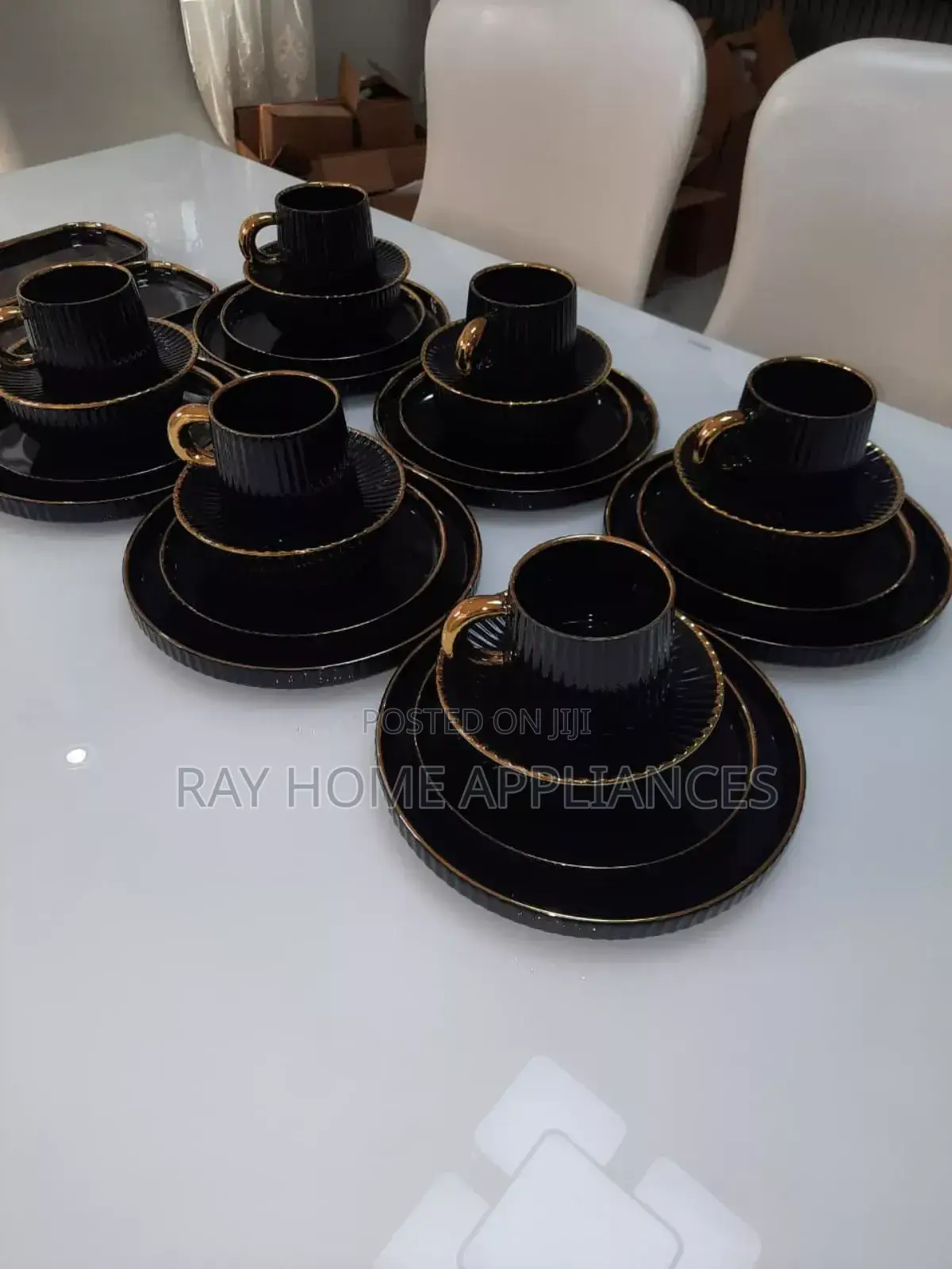 Elegant European Porcelain Dinner Set
32pcs Dinner Set