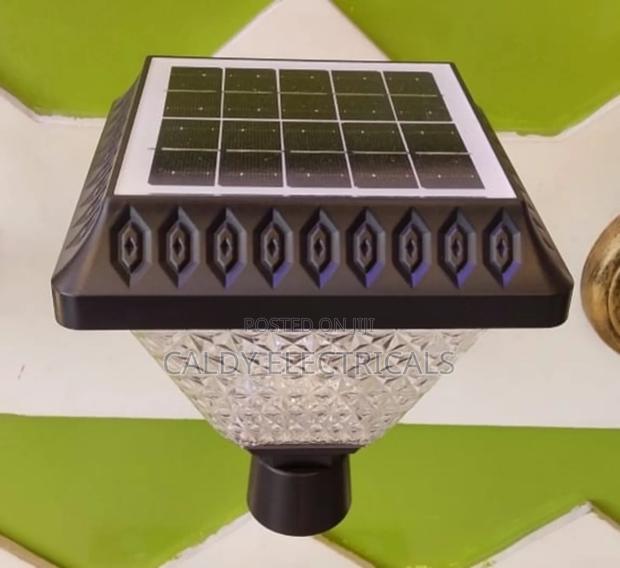 Solar-Powered Gate or Garden Light