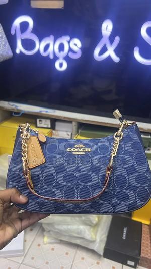 Coach Boxed Shoulder Bag - thumbnail 2