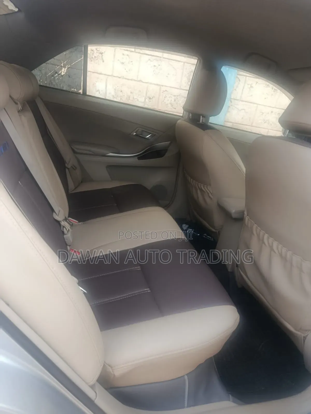 Toyota Premio 2012 Silver