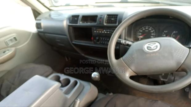 Mazda Bongo 2014 White - thumbnail 2